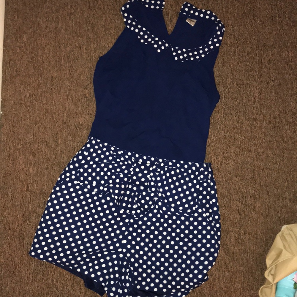 Lauren Conrad x Disney 2piece bow Shorts and Shirt